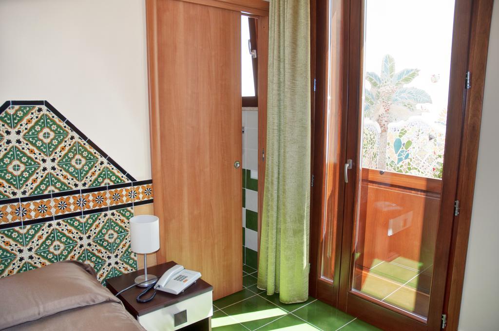 Hotel Riva Del Sole Σαν Βίτο λο Κάπο Εξωτερικό φωτογραφία