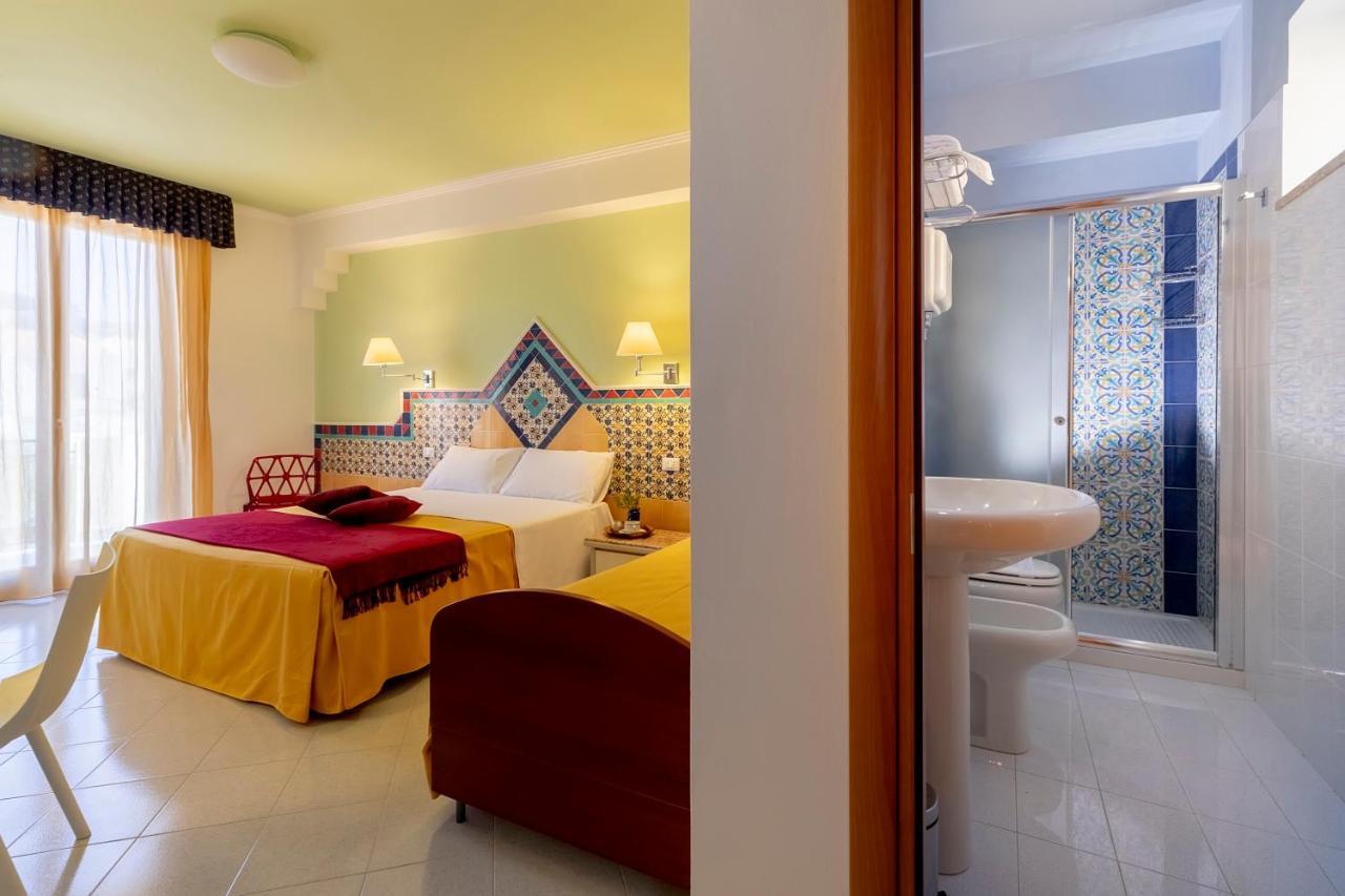Hotel Riva Del Sole Σαν Βίτο λο Κάπο Εξωτερικό φωτογραφία